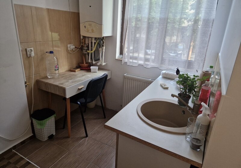Damaroaia, garsoniera pretabil pt spatiu / locuita